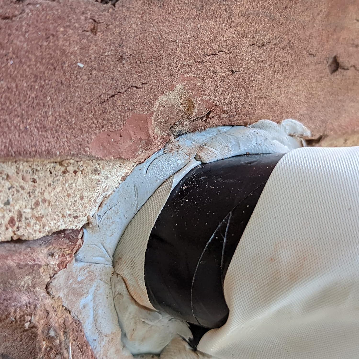 Seal Pinhole Leaks with EFUSING 900 Moldable Silicone Putty - Grey